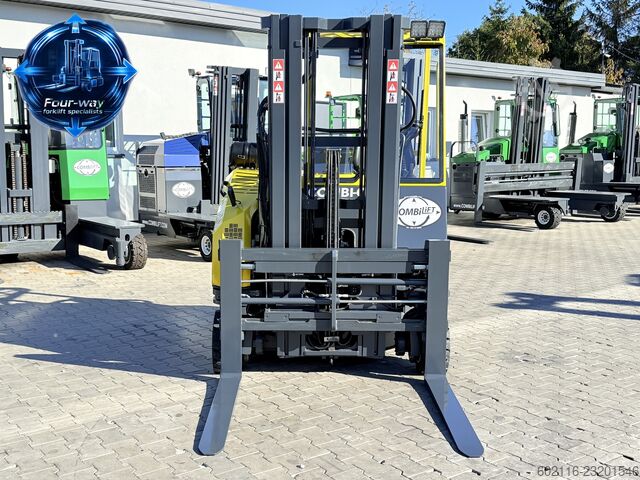 Xe nâng bốn hướng Combilift C3000CB GAS TRIPLEX 4900 POSITIONER