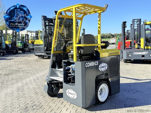 Keturs kryptimis krautuvas Combilift C3000CB GAS TRIPLEX 4900 POSITIONER