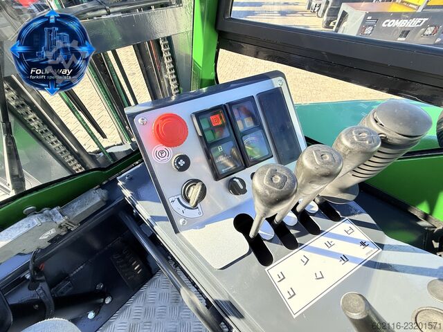 Carretilla retráctil de 4 vías Combilift C2500CB DIESEL TRIPLEX 6000 POSITIONER