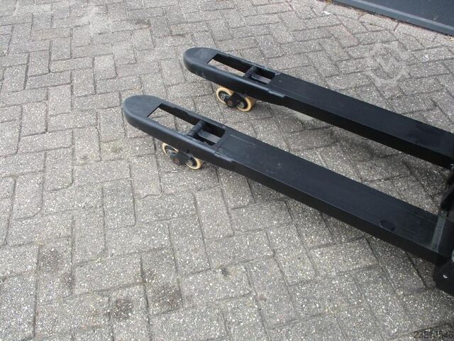 2012年 BT SWE 080L - 1399 BT SWE 080L