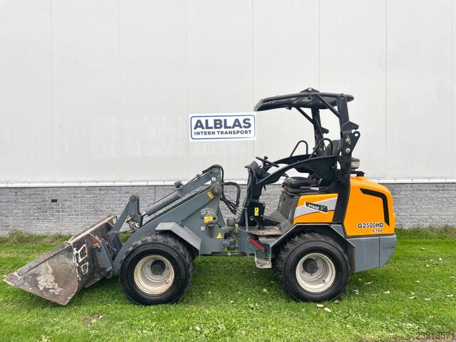 Giant G2500HD Xtra rakodógép Giant G2500HD Xtra shovel