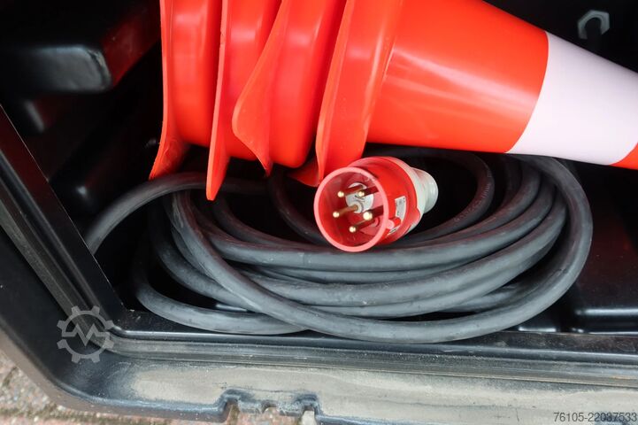הובלה בקירור/קפוא FUSO Canter 9 C 18 Thermoking V500 Max+ Palfinger 15...