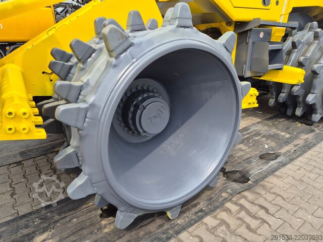 Compacteur de décharge Bomag BC472 RB - Compactor