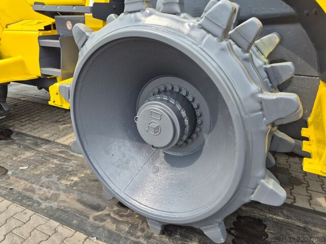Compacteur de décharge Bomag BC472 RB - Compactor