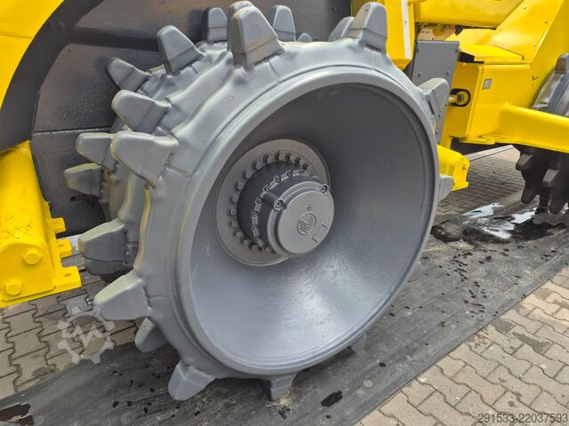 Compacteur de décharge Bomag BC472 RB - Compactor