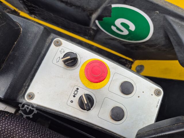 Compacteur de décharge Bomag BC472 RB - Compactor