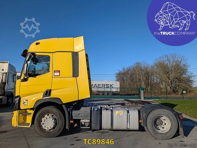 Standard-SZM Renault T 440