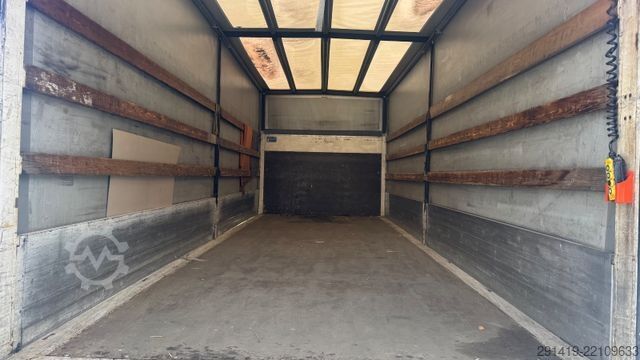 Camión plataforma con toldo DAF LF45.220 4x2 Euro 4 Pritsche Plane Bj 2008