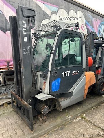 Carretilla elevadora frontal STILL 3 x vorhanden Still RX70-35-1x Diesel-2x Gas