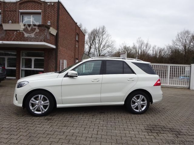 Пикап MERCEDES-BENZ ML 350 CDI BlueTec.  AMG Paket