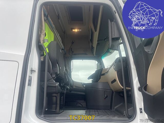 Standard-SZM Mercedes-Benz Actros L Pro Cabin 1845