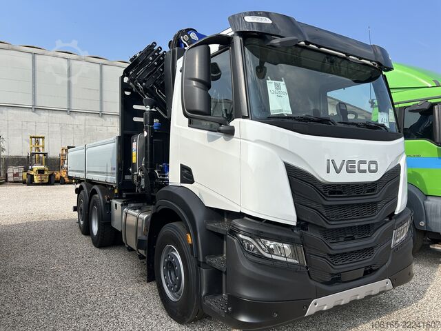 Grúa montada en camión IVECO Stralis 500