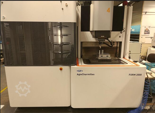 Máquina de electroerosión por penetración GF AgieCharmilles FORM 2000