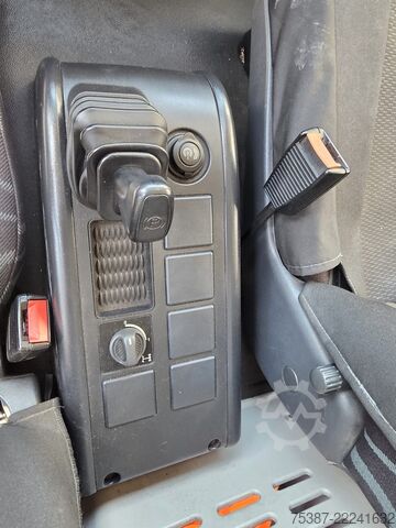 Lastbilchassi Iveco 180E25K