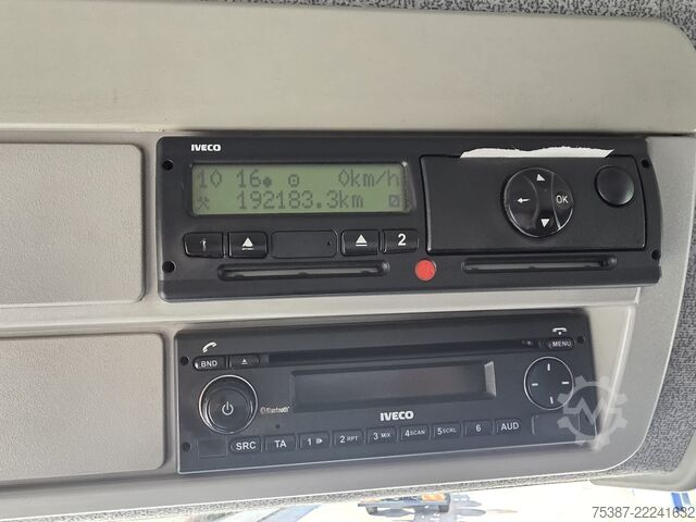 Lastbilchassi Iveco 180E25K