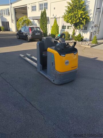 Recogepedidos horizontales Jungheinrich ECE 225 Li-Ion/ 2.4m/ 2020yy/ 3057mh