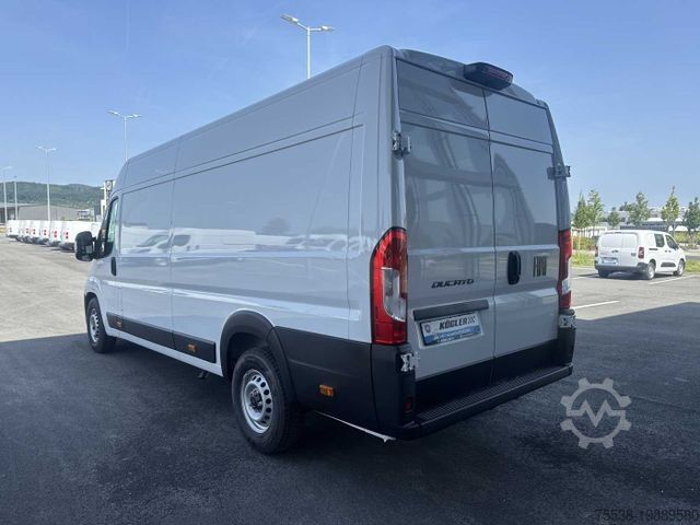 Furgão de painéis Fiat Ducato