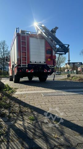 Camion de pompiers Iveco Magirus HLF 20