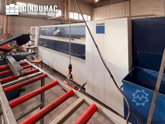 CO2レーザー切断機 TRUMPF TruLaser 1030
