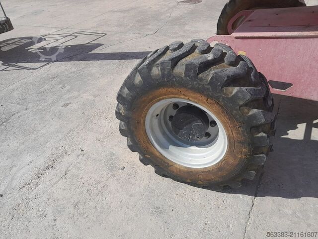 Podnośnik koszowy teleskopowy Manitou 180ATJ