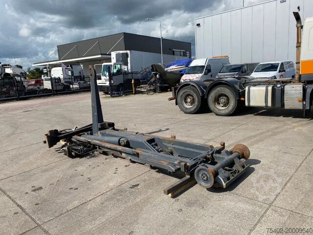 Standard-SZM Volvo FM 440 6x4 / Hooklift and Tractor / Hub Reduction