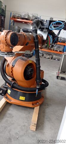 工业机器人 KUKA KRC2 ED05 KR 240 L180-2 2000