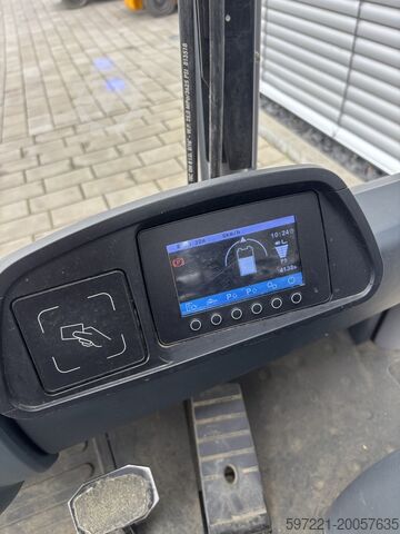 Elektrisch – 3 Räder Jungheinrich EFG 215