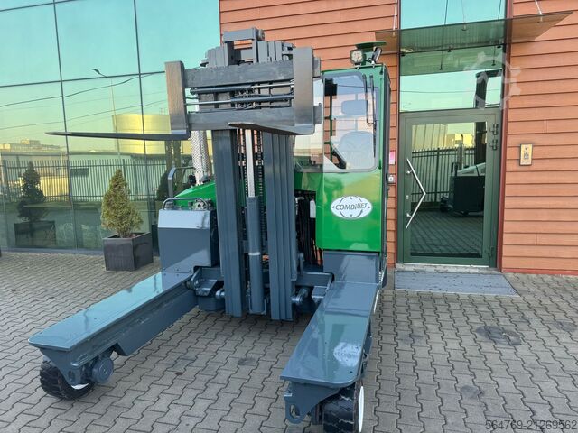 Carrello elevatore a 4 direzioni Combilift C4800 /Diesel/Low Triplex