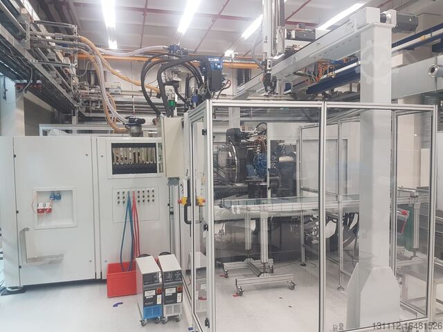 Vstrekovací lis Engel V 330H/80V/130 2 Kompo Reinraummaschine