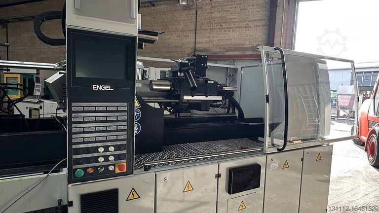 Injection molding machine Engel V 330H/80V/130 2 Kompo Reinraummaschine