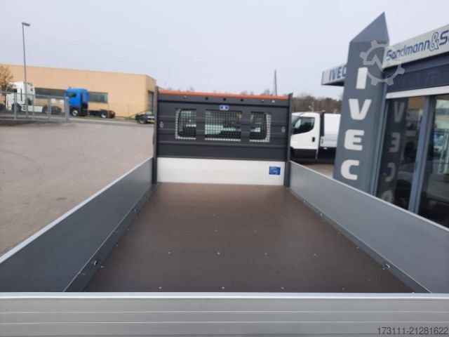 Curtain sider van IVECO Daily 35S16H3.0A8Y Pritsche 4,10m / AHK / Klima