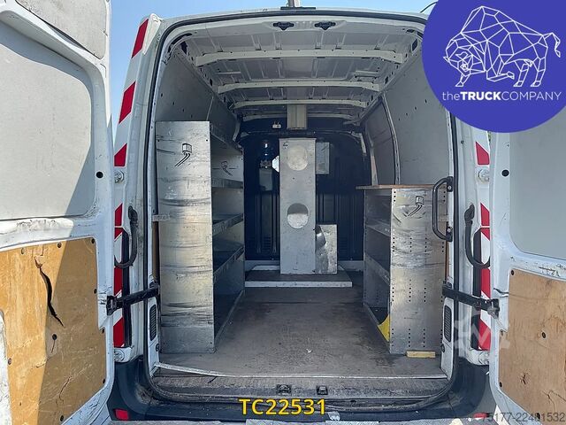Plataforma elevadora Renault Master