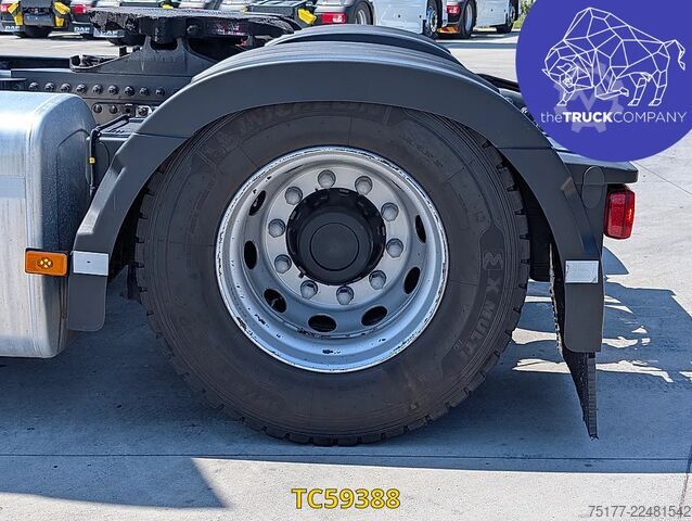 স্ট্যান্ডার্ড SZM Volvo FH 460