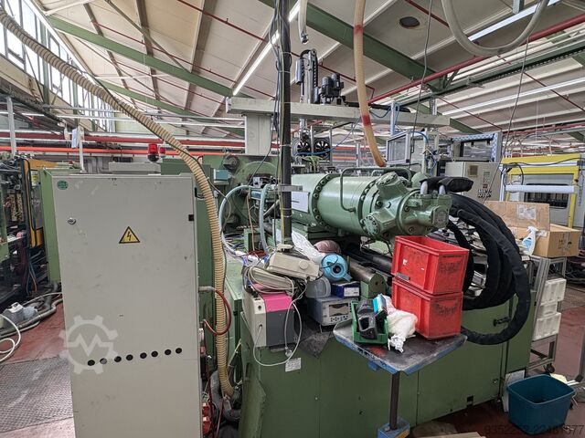 Injection molding machine ENGEL ES 2000/420