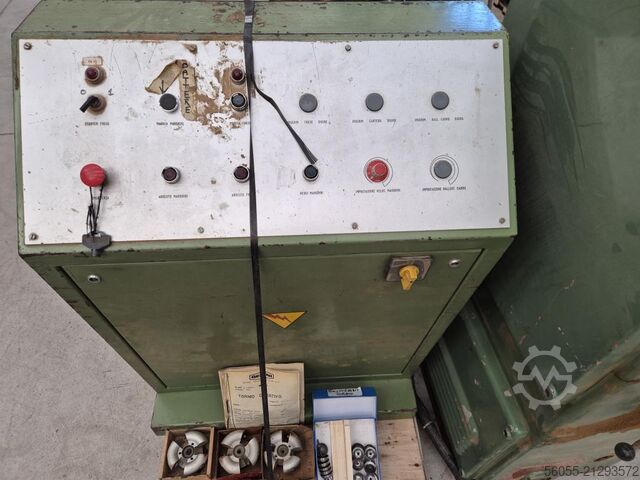 مخرطة نسخ رأسية أوتوماتيكية GENINI GS 120