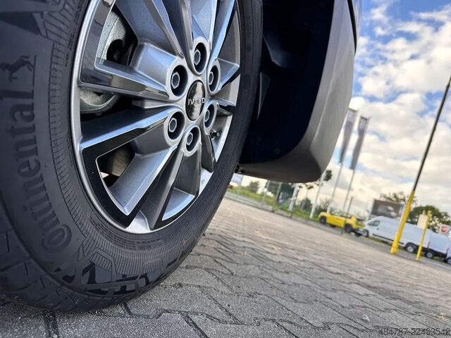 Carro attrezzi IVECO Daily 35S18 35S18 LED NAVIAHK + Tacho