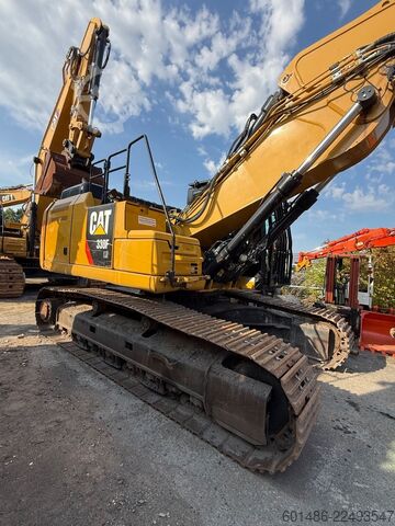 Escavatore cingolato CATERPILLAR 330 F