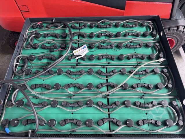 कर्षण बैटरी Hoppecke 80V Batterie 775 AH Bj.2019 Leistung 81%