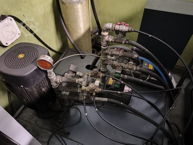 Makinë për prerje me tel AccuteX AU-1000iA