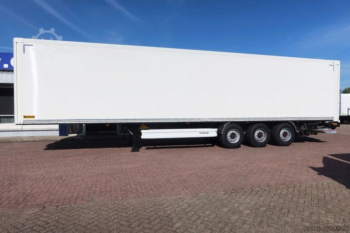 Valiză Wielton 3 Asser. Gesloten met Dhollandia klep 2500 kg L...