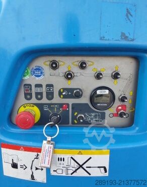 Artikulisan teleskopski bum lift Manitou 120 AETJ-C Elektro 11,95 m