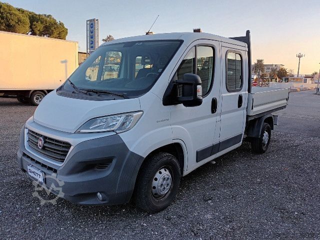 Pick-up furgon Fiat Mod. Vers. Ducato 33 6+1