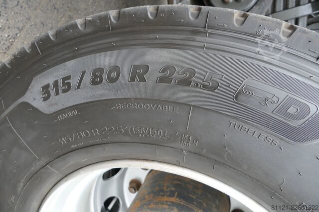 Truk jungkit Mercedes-Benz Arocs 4151 | 8X6 | Voith Retarder | 263807Km | ...
