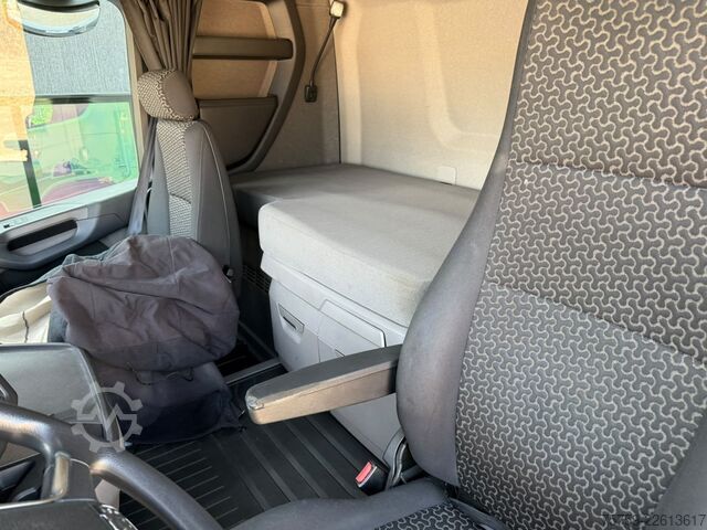 Tractor estándar SCANIA R450 Retarder 4x2 Euro6 ADR Spoiler