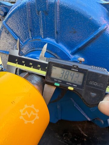 Електрически двигател 5.5 kW 400V с електромагнитна DC спирачка 150 Nm Silnik elektryczny 5.5 kW 400V z hamulcem elektromagnetycznym DC 150 Nm Silnik elektryczny 5.5 kW 400V z hamulcem elektromagnetycznym DC 150 Nm