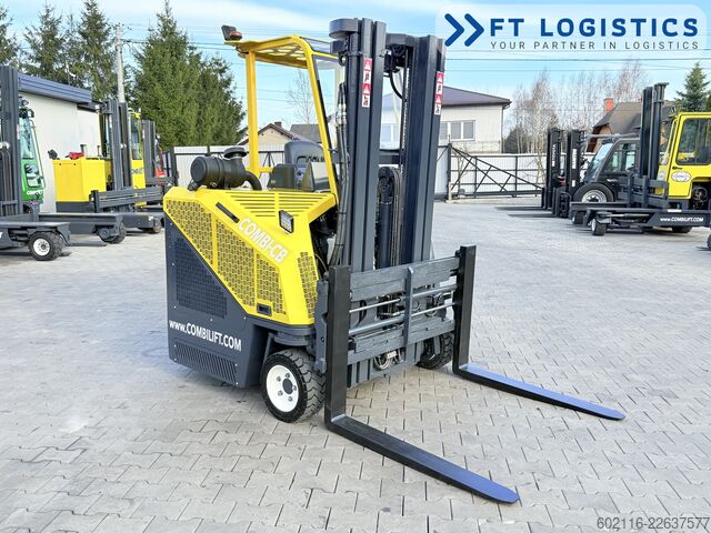  Combilift CB3000 GAS TRIPLEX 4900 FREE-LIFT