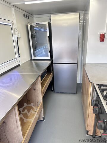 Mobile Shop/ Food Truck Mercedes-Benz Foodtruck, Imbisswagen, Food Truck mit neuer Küche und Ausstattung