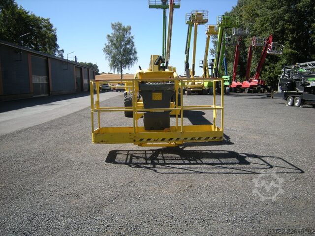 Platform kerja teleskopik JLG 660SJ