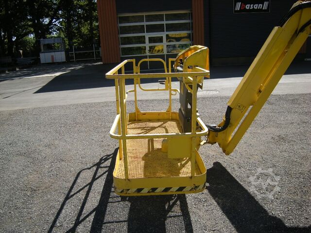Platform kerja teleskopik JLG 660SJ