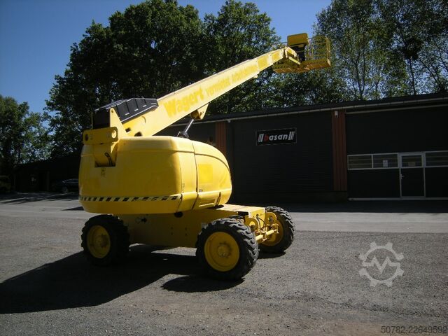 Platform kerja teleskopik JLG 660SJ